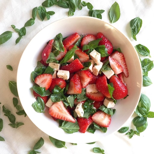 Summer Strawberry and Basil Salad | www.thealiconklin.com